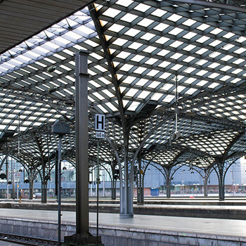 Jak wdrożyć ochronę środowiska w szpitalu: praktyczny przewodnik dla menedżerów